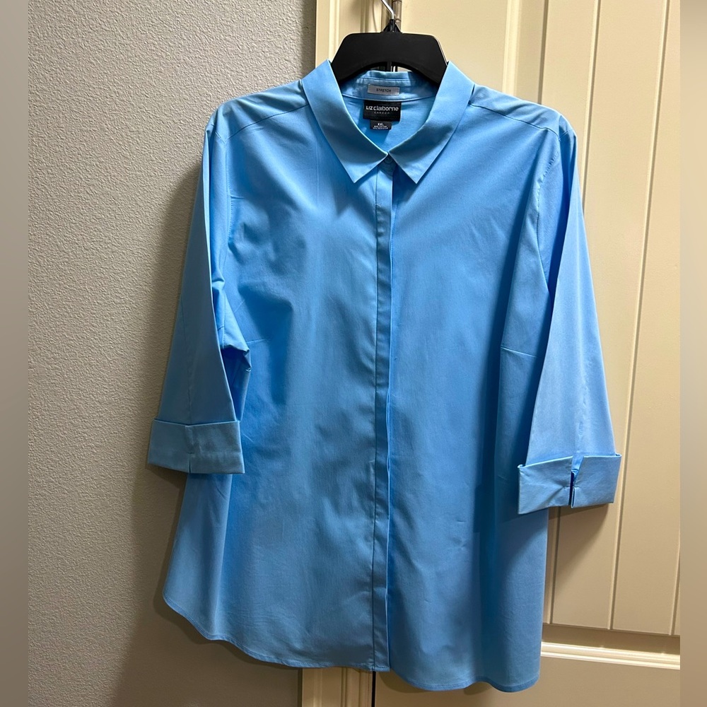 Liz Claiborne Career Wear, size 2XL, light blue, with 3/4 inch sleeves.
